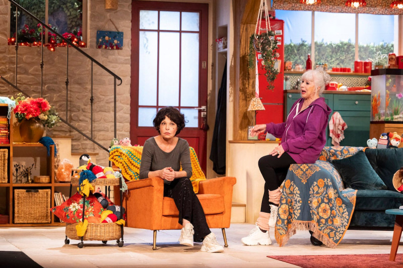 Jean Louis Barcelona : La Générosité d'un Artiste au Centre de la Scène Théâtre