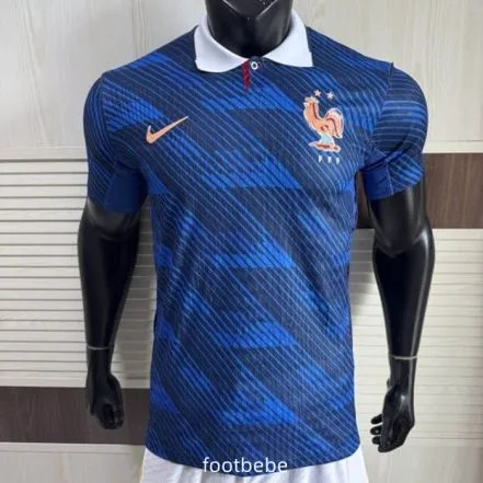 Le maillot équipe de France 2026 : Quand l'élégance rencontre l'innovation