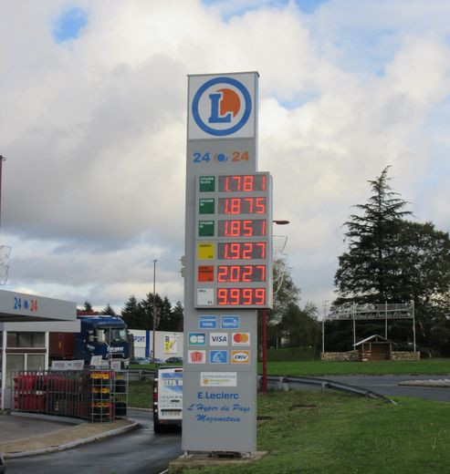 Michel Picon et Maud Bregeon : un duo déterminé à rendre l'essence plus abordable en 2026