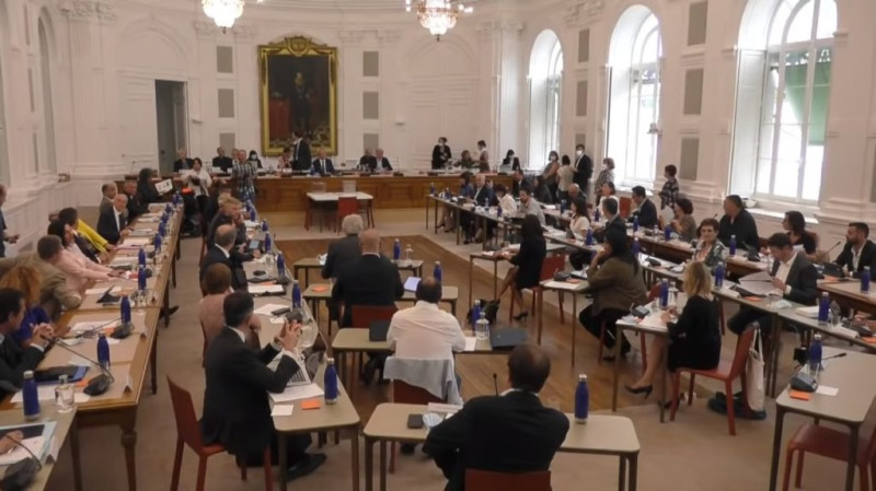 Élections Municipales 2026 à Pau: Un Scrutin Intense et Très Attendu