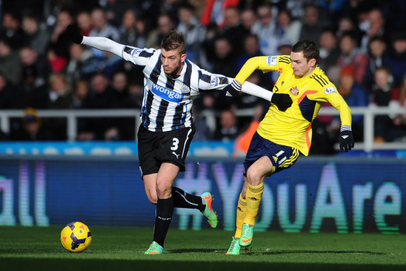 St James' Park Vibrant: Newcastle United vs. Sunderland enflammé