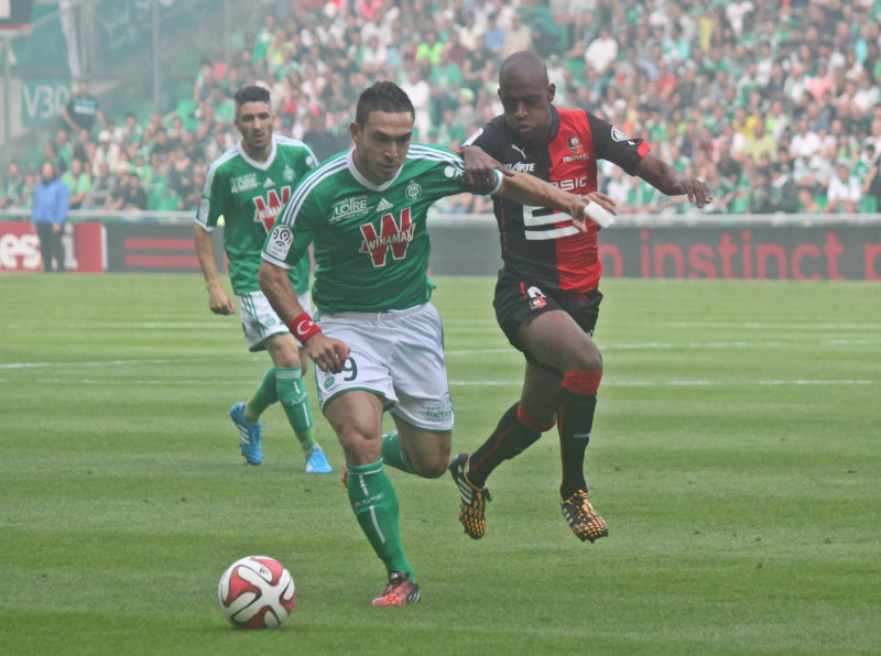 ASSE Red Star Les Verts enchantent Geoffroy-Guichard avec leur cinquième victoire consécutive