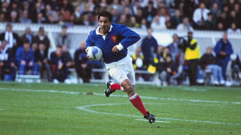 Élections Municipales 2026 à Biarritz : Serge Blanco en Piste pour la Victoire