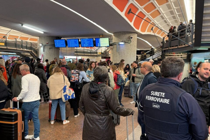 Trafic SNCF perturbé à la gare Lyon Part-Dieu : Une journée de chaos