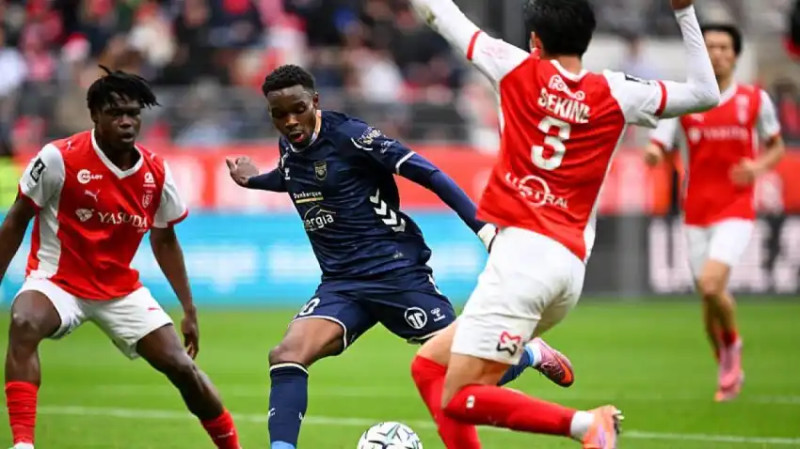 USL Dunkerque vs. Stade de Reims : un match crucial en Ligue 2