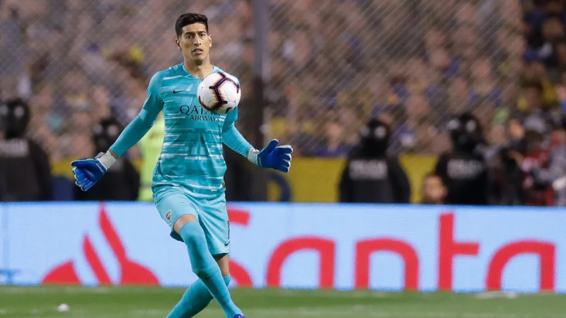 Incident etradé sur le terrain en Liga 2