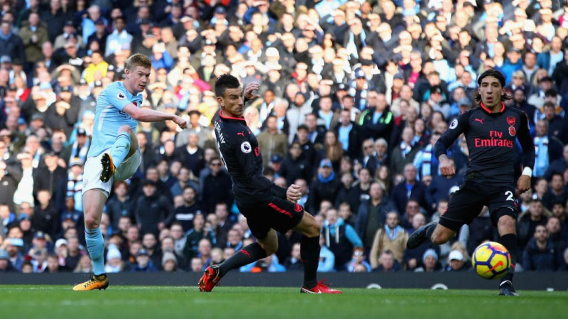 Arsenal vs Manchester City: L'affrontement titanesque
pour le titre de la Premier League 2026