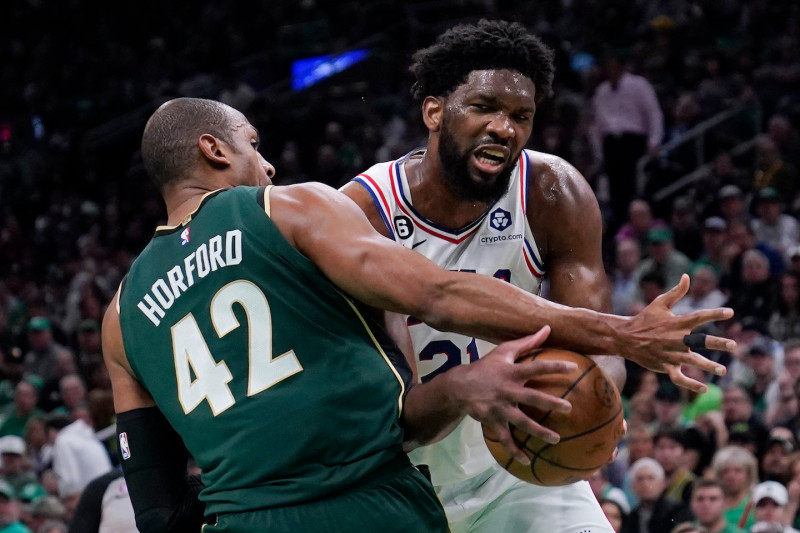 Celtics vs 76ers: Une Bataille Épique à la Boston Celtics