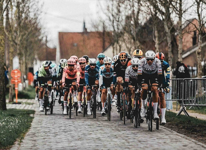 Tour des Flandres 2026 : Une Épreuve Légendaire au Cœur de la Belgique