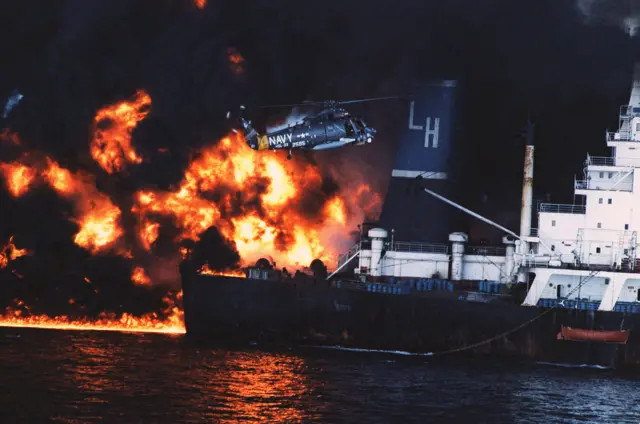 Détroit d'Ormuz : la guerre Iran-États-Unis prend une tournure stratégique