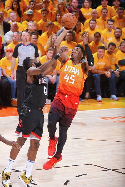 James Harden : la star des Cavaliers en quête d'un nouveau titre