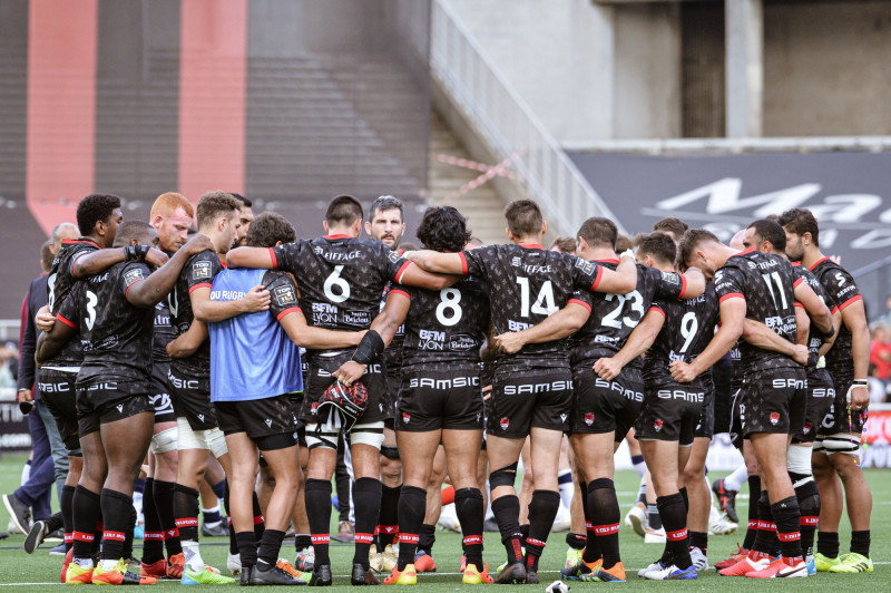 Lyon vs Castres : un duel de titans au sommet de la Top 14
