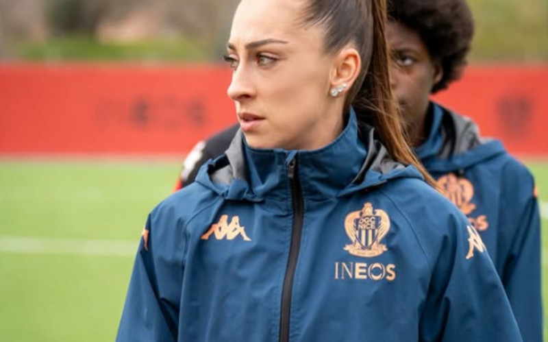 Estelle Laurier : Une aventure inattendue sur les chemins de l'amour