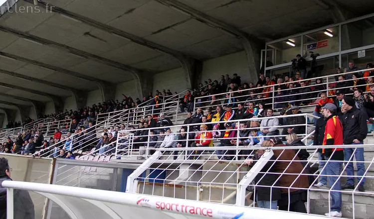 RC Lens triomphe face à Rouen lors d'un match amical dédié à Christophe Gleizes