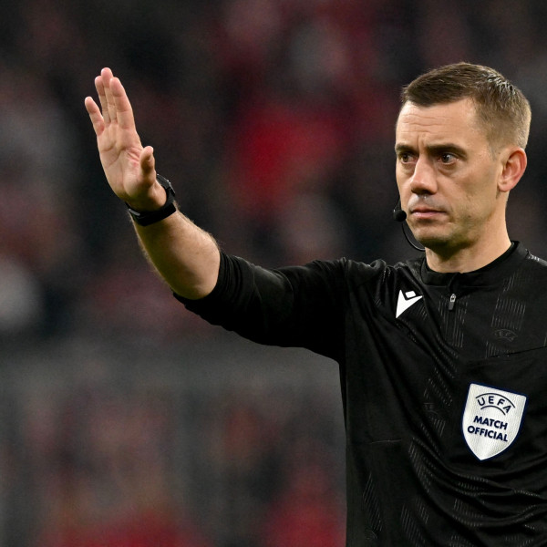 Barça en pleine lumière ce soir: Match contre Atlético, arbitrage de Clément Turpin, et la Ligue des Champions dans l'air