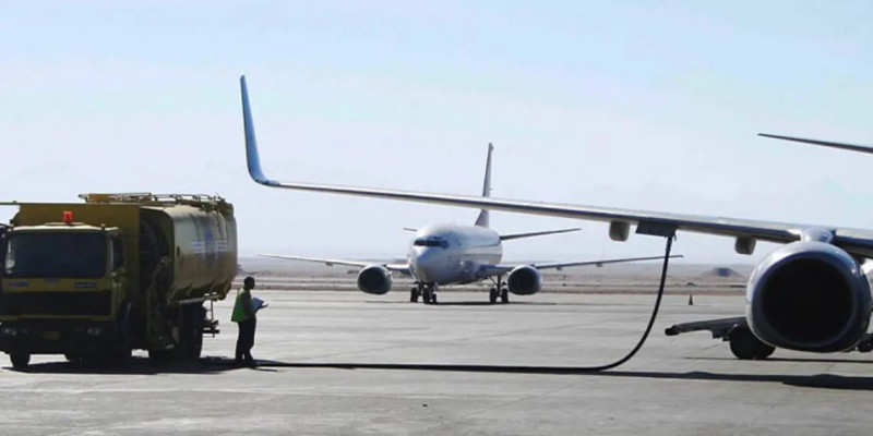 Pénurie de kérosène : l'avion sous haute tension