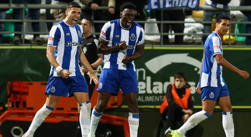 Le choc inattendu: Porto et Tondela se confrontent dans un affrontement électrique