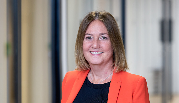 Rachel Picard : La Grande Dame des Réseaux Français