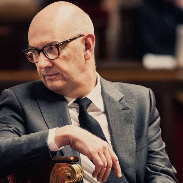 Sébastien Lecornu : Le Premier ministre en première ligne face à la crise économique