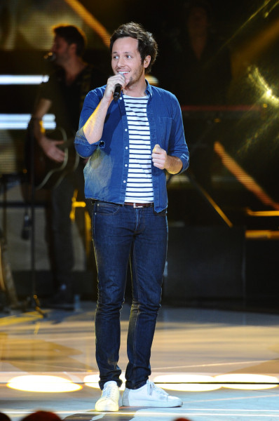 Vianney : l'artiste se lance dans la construction d'une cabane