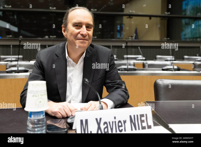 Xavier Niel et la Commission : Un Pouvoir et une Influence en Mutation