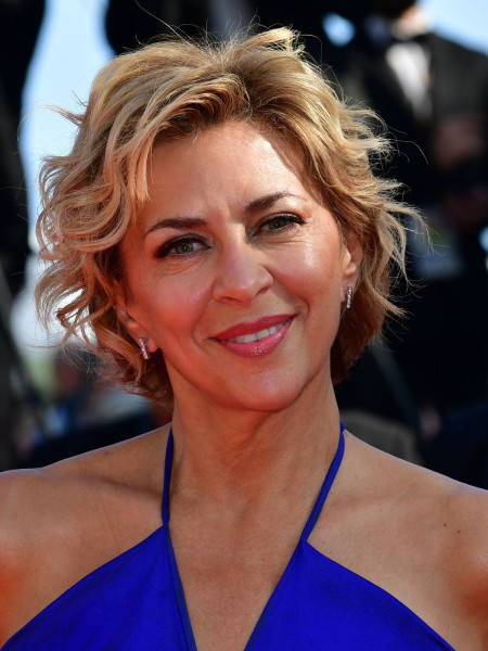 Corinne Touzet: Une icône de la télévision française et du théâtre