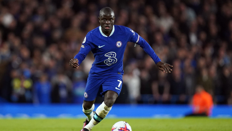 N'Golo Kanté: Le Magicien Invisible du Terrain