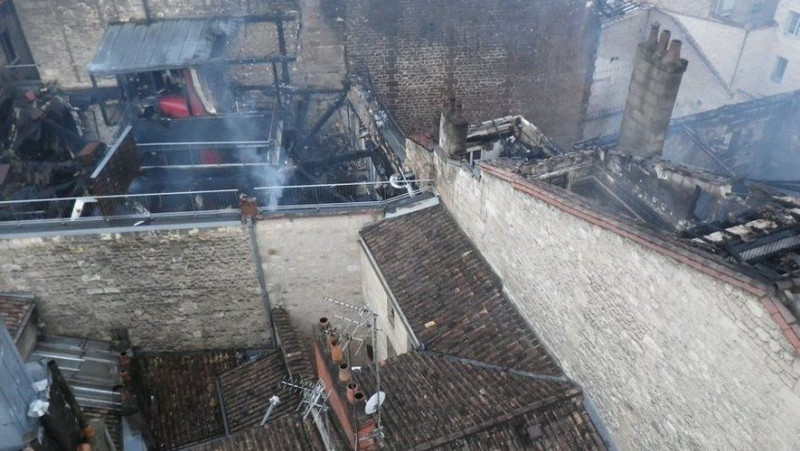 Incendie à Bordeaux : la Gironde en proie aux flammes
