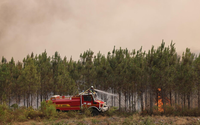 Incendies en Gironde : la région de Bordeaux sous haute tension
