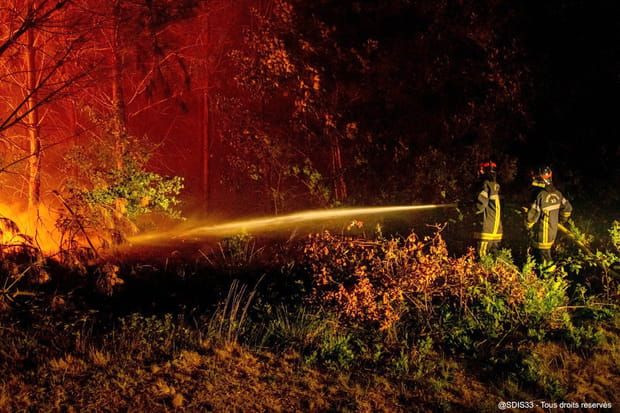 La Gironde en proie aux flammes : un été marqué par les incendies et la fumée