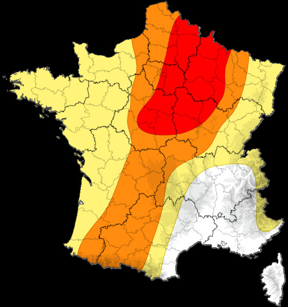 Des orages dévastateurs frappent la France: la Nouvelle-Aquitaine et Paris sous haute vigilance