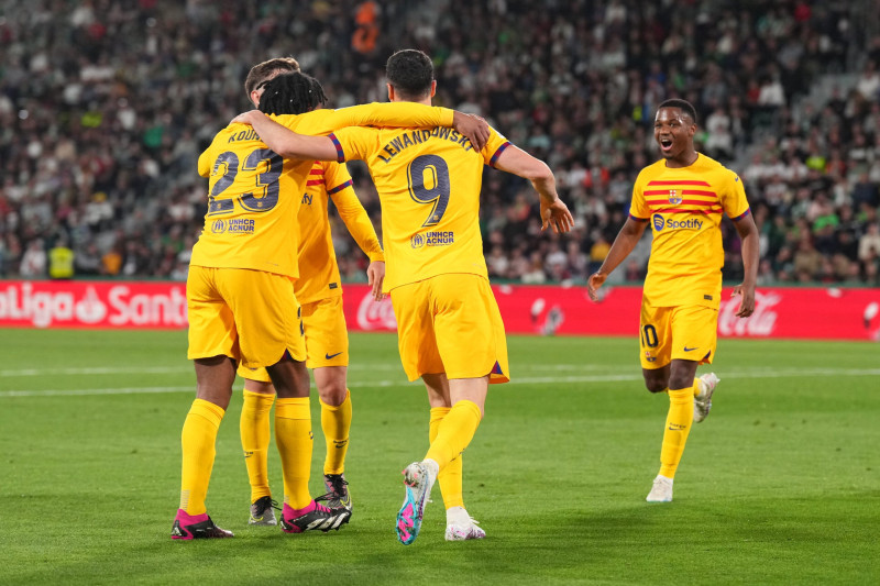 Barca Triomphe à Elche: Un Début de Saison Éclatant pour le Champion Récent