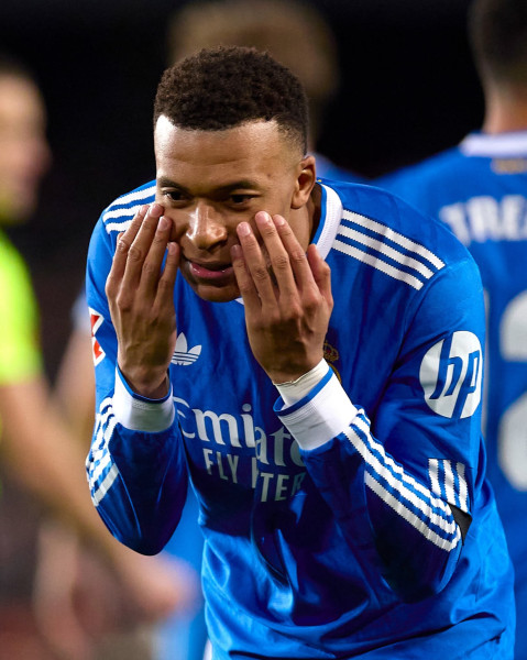 Kylian Mbappé brille, Real Madrid domine Schalke 0-3