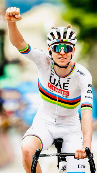 Le choc de la Vuelta 2026 : Pogacar victime d'une chute spectaculaire