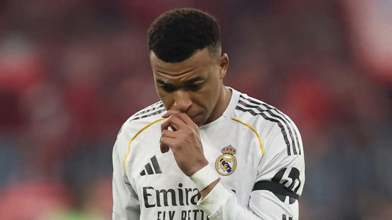 Le choc : Real Madrid écrase Schalke 04, Kylian Mbappé en vedette