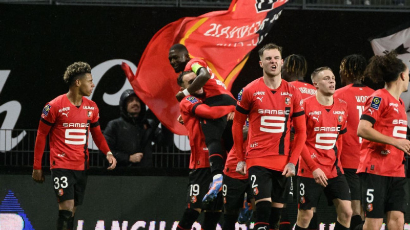 Le Stade Rennais et Paris Saint-Germain se neutralisent dans un match spectaculaire