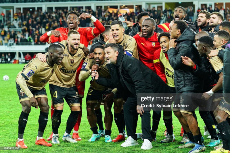 Lens et Paris-Saint-Germain: Une Victoire Historique et Inattendue