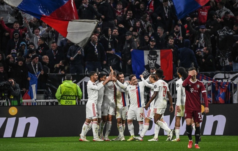 Lyon déboîte le Sparta Prague et file en barrages de Ligue des Champions