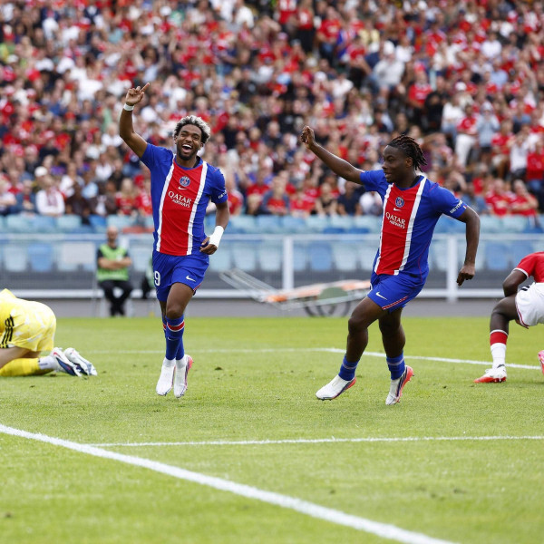 Paris Saint-Germain et Manchester United se neutralisent en amical