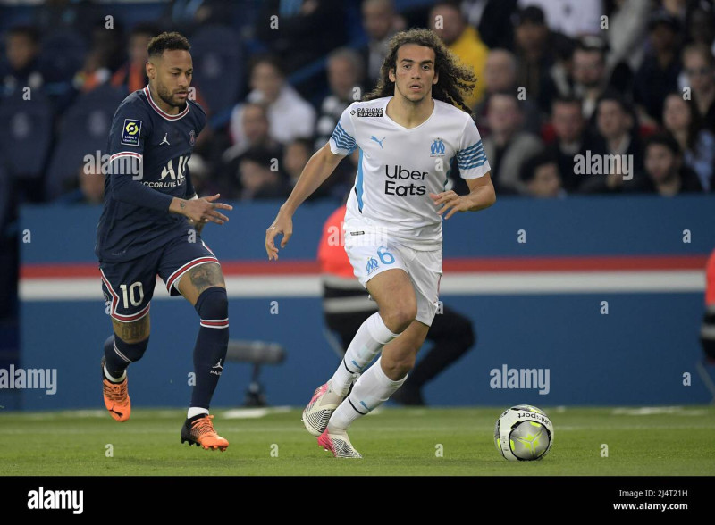 Le Choc des Titans: Marseille prend le dessus sur Paris SG