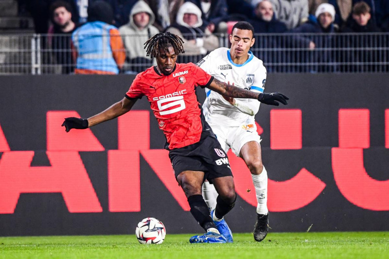 Le Stade Rennais FC et l'Olympique de Marseille s'affrontent dans un match crucial pour le classement de la Ligue 1