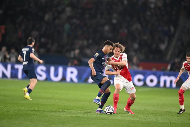 Paris SG et Monaco : Un Classement Tendu en Ligue 1