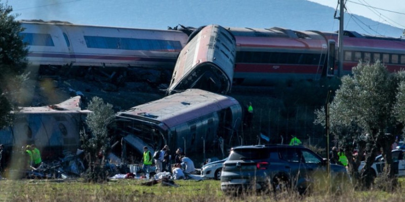 Collision de deux TGV à grande vitesse près de Tolède : au moins 30 morts et plusieurs blessés