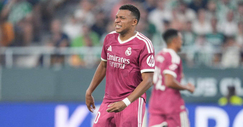 Kylian Mbappé et le Real Madrid écrasent Séville en préparation du Clásico