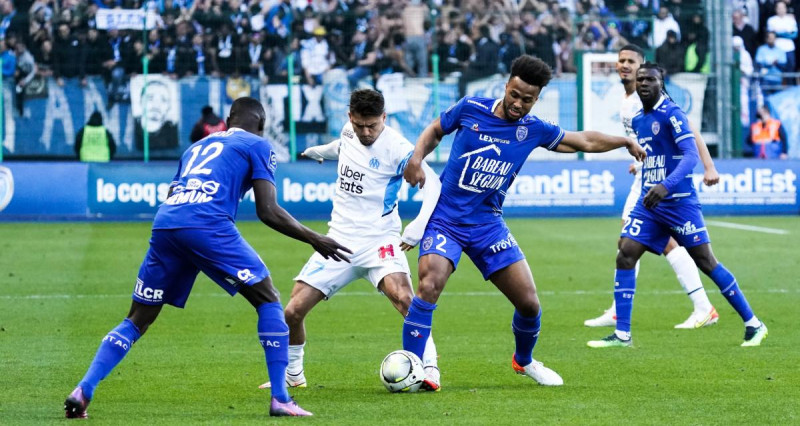 L'Olympique de Marseille Romp l'Hégémonie de Troyes dans un Match à Couper le Souffle