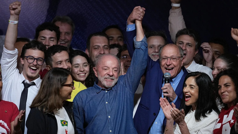 Lula da Silva remporte un quatrième mandat, défiant les pronostics
