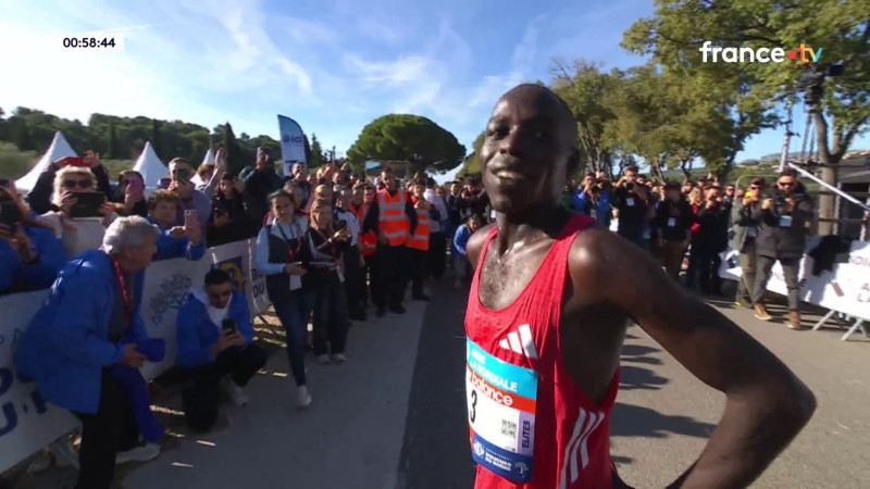 Kiprop Kimutai bat le record de Marseille‑Cassis 2026